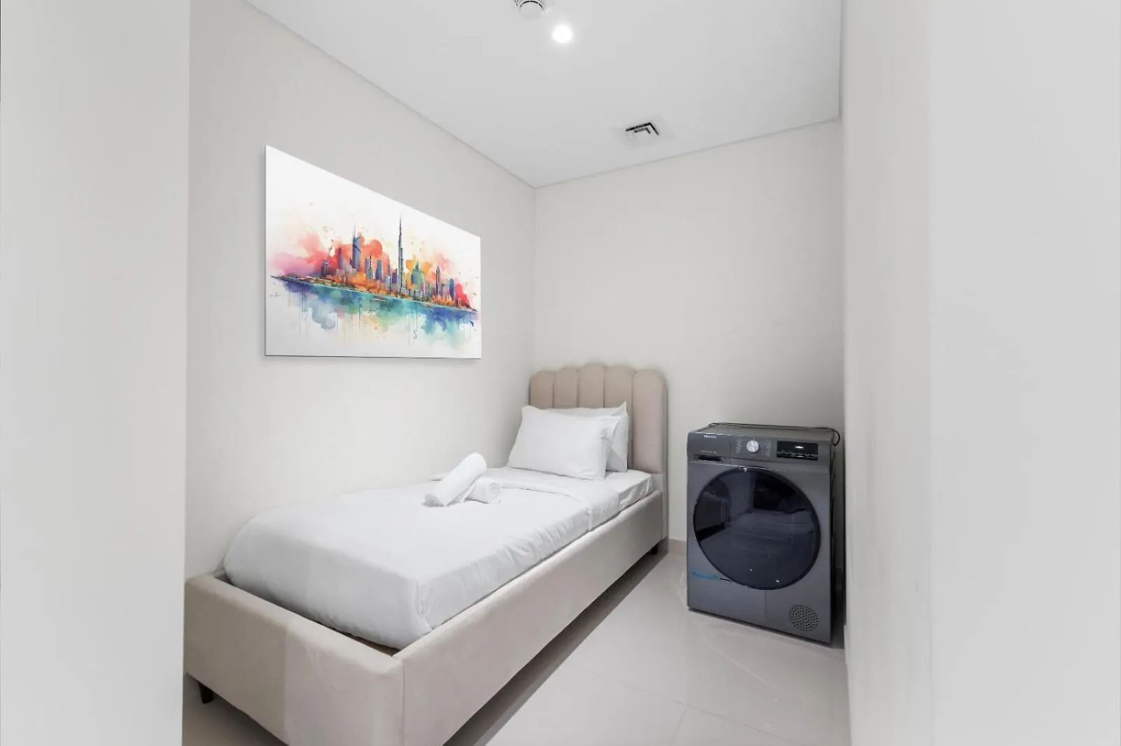 Full Sea View & Dubai Skyline - 4Br Lux Beachfront Apartment