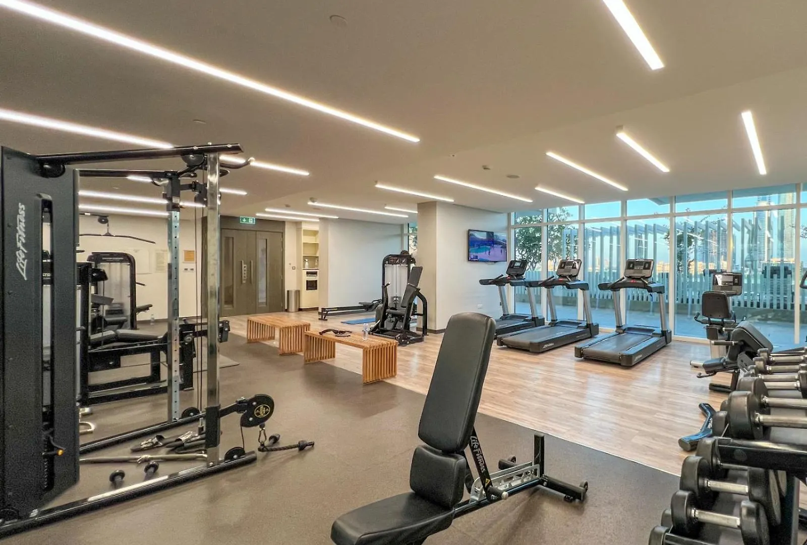 Apartment Full Sea View & Dubai Skyline - 4Br Lux Beachfront
