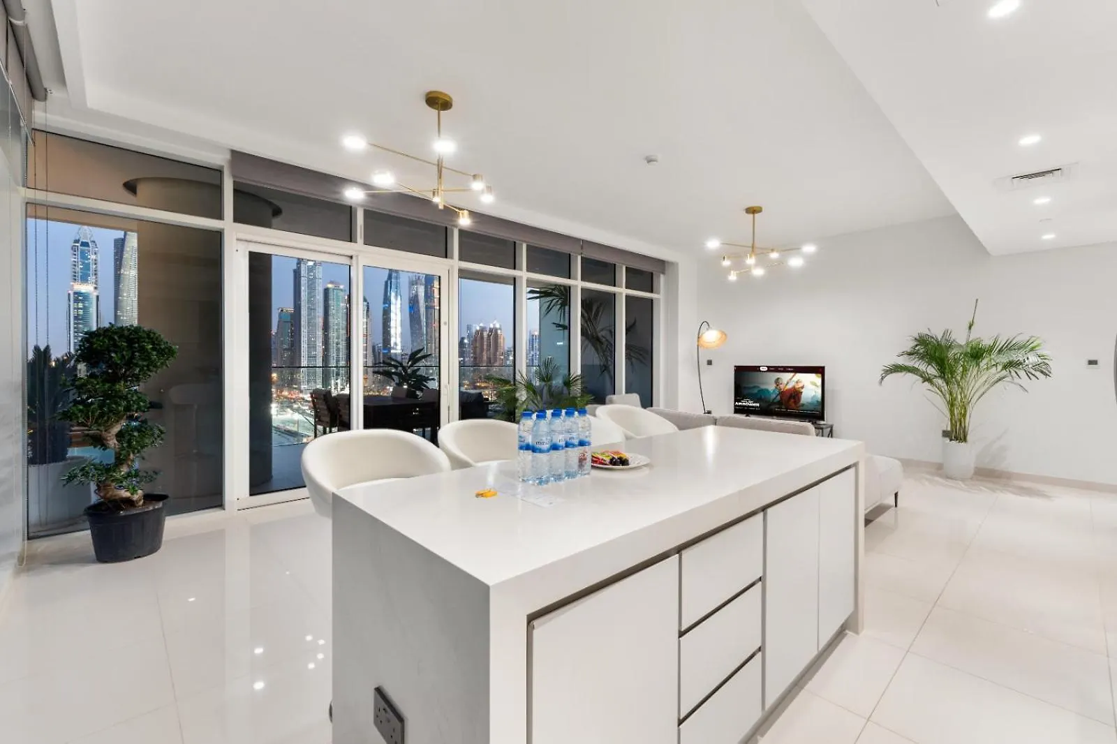 Full Sea View & Dubai Skyline - 4Br Lux Beachfront 0*,  United Arab Emirates